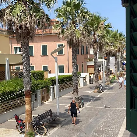 Bed & Parking Cecina * Marina di Cecina
