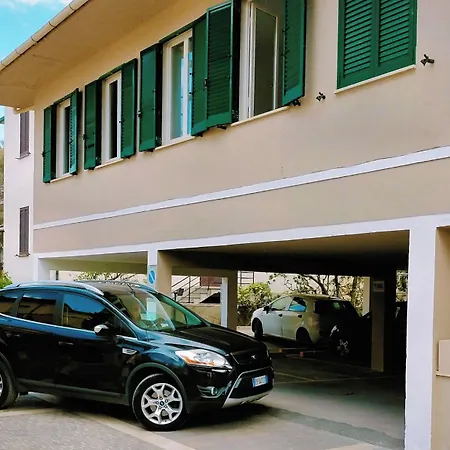 Bed & Parking Cecina 3*