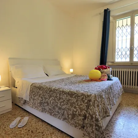 Bed & Parking Cecina Marina di Cecina